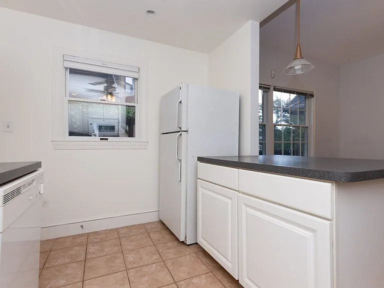 128 Ashmont St #1 — Photo 16