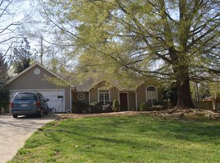 1950 Emerald Dr, Cumming, GA 30040