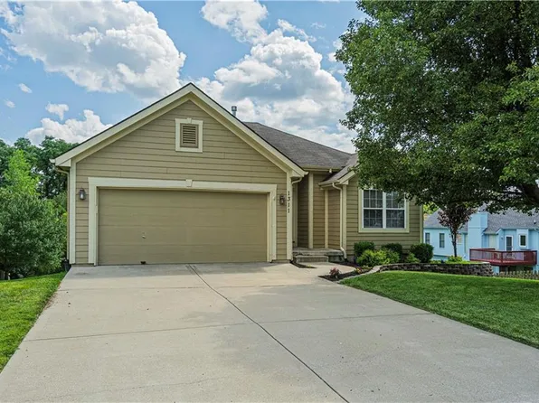1311 NW 74th Ter, Kansas City, MO 64118