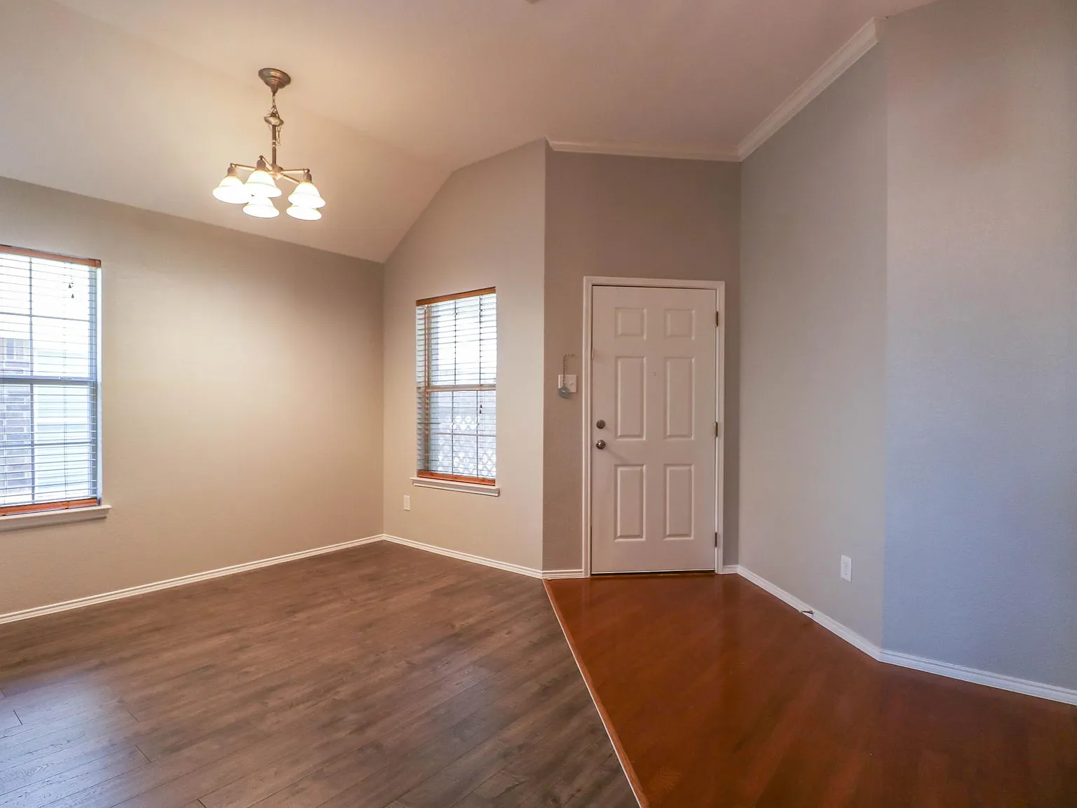 3 bed, 1591 sqft, $2,000 — Photo 4