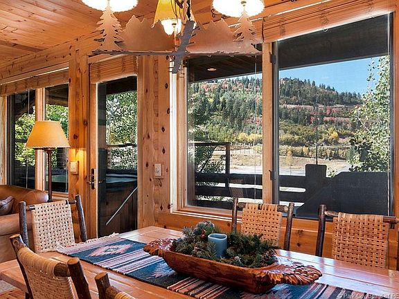 4th image of 2650 Deer Valley Dr #201