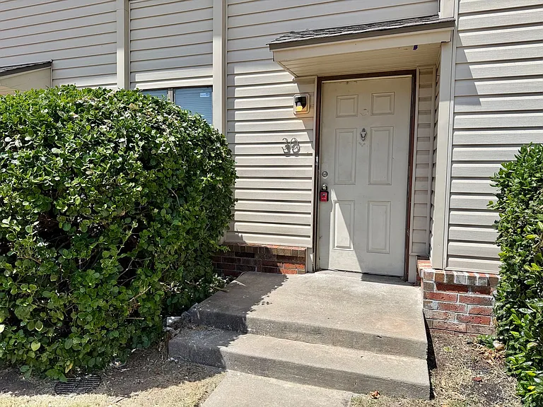 1901 E Lindsey St #30 — Photo 12