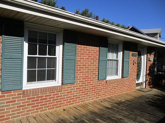 4th image of 1418 Buena Vista Blvd SE