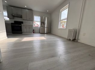 9420 85th Rd FLOOR 2, Woodhaven, NY 11421