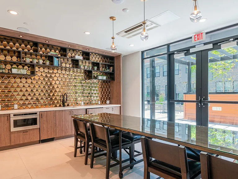 Enclave at Raritan — Photo 20