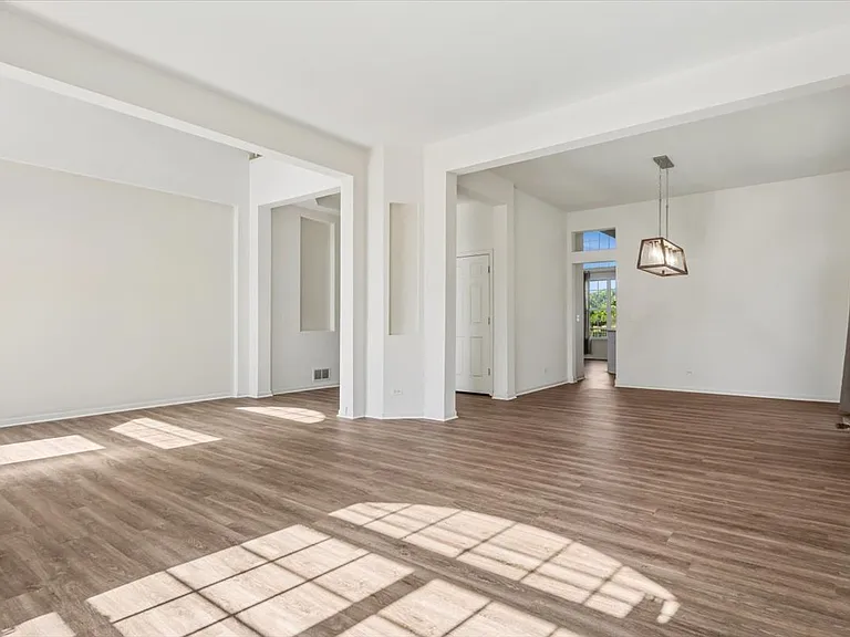 6623 Majestic Way — Photo 12