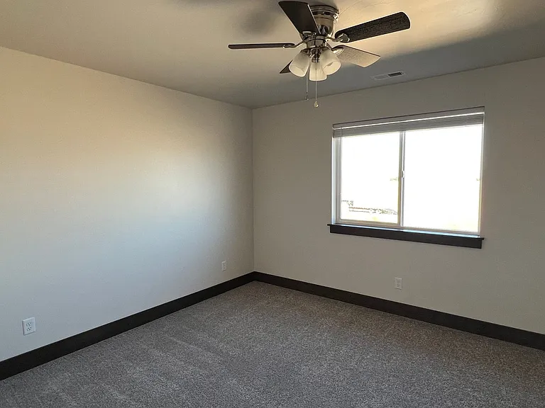 2021 Windjammer Way #C — Photo 9