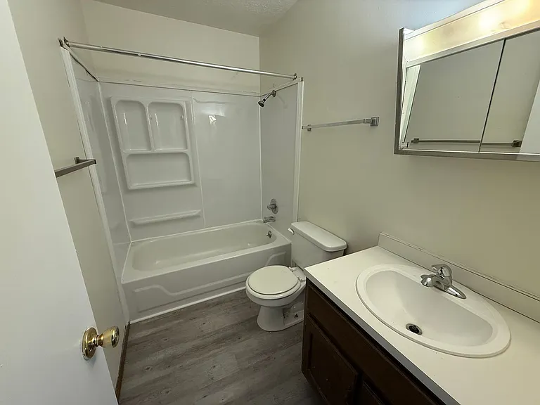 3743 N 250 W — Photo 10