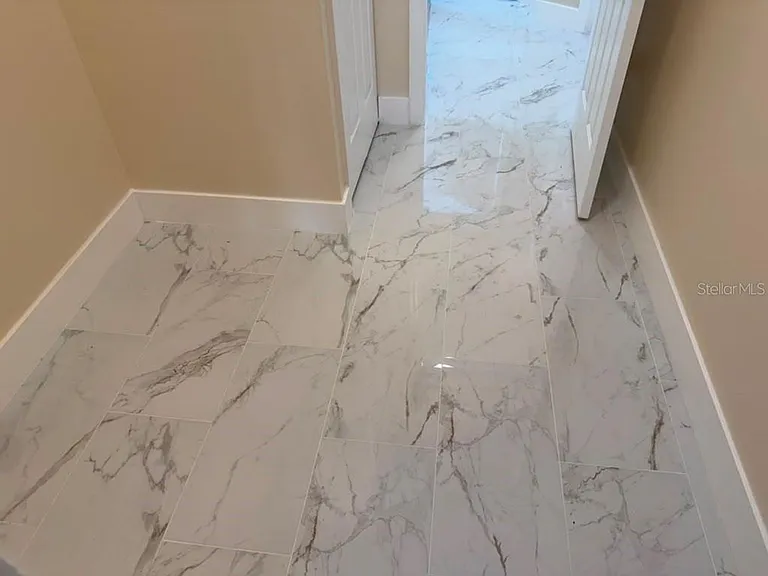 351 Corsica Ct — Photo 19