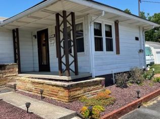17528 Gay St, Hagerstown, MD