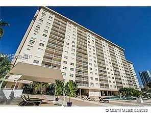 Building Photo - 400 Kings Point Dr #104