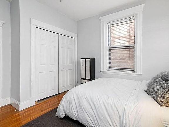 4th image of 70 Phillips St APT 1