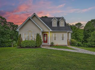 397 Crossroads Pl, Lebanon, VA 24266