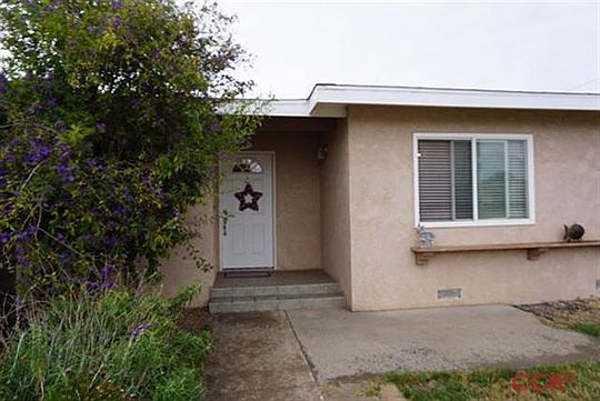 2nd image of 3469 Marvin St