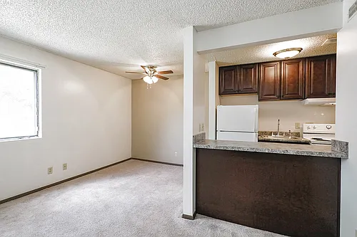 1327 D St #6 Photo 1
