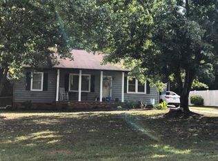 4524 Merrywood Ln, Gastonia, NC 28052