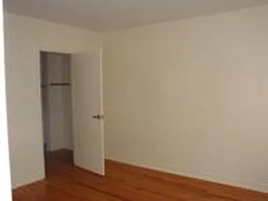 Sold by Torrence Real Estate, LLC | media 8