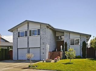 151 Shooting Star Isle, Foster City, CA 94404