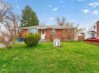 19 Pleasantview Ave, Albany, NY 12203