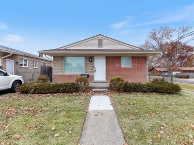 19631 Williamson St, Clinton Township, MI, 48035