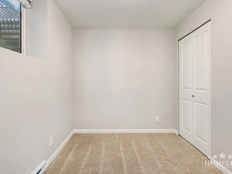 18864 68th Ave #BASEMENT — Photo 14