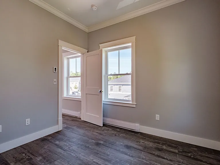 2 Cottage St #3 — Photo 23