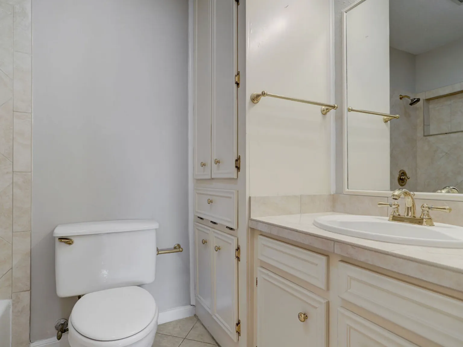 3 bed, 2.5 bath, 2007 sqft, $2,457 — Photo 4