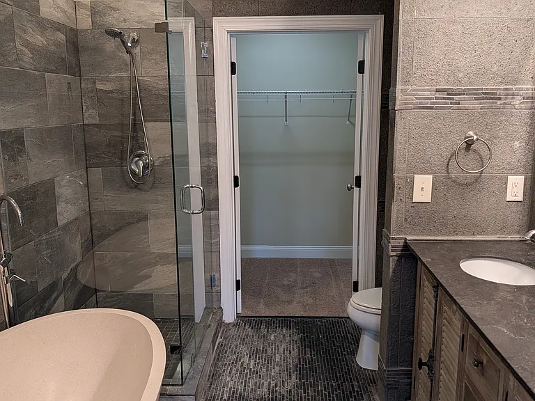 134 Sunset Cir #305 — Photo 35