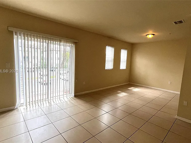 8850 NW 97th Ave #205 — Photo 7