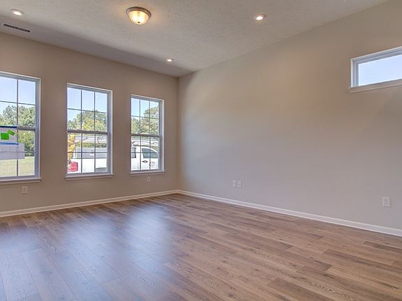 The Vinton - Living Room
