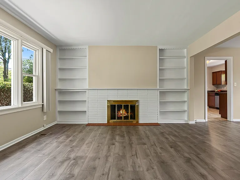 1514 N Washington St — Photo 6