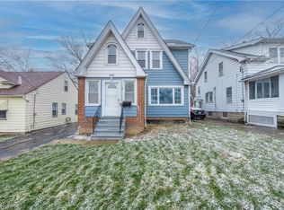 19979 Raymond St, Maple Heights, OH 44137