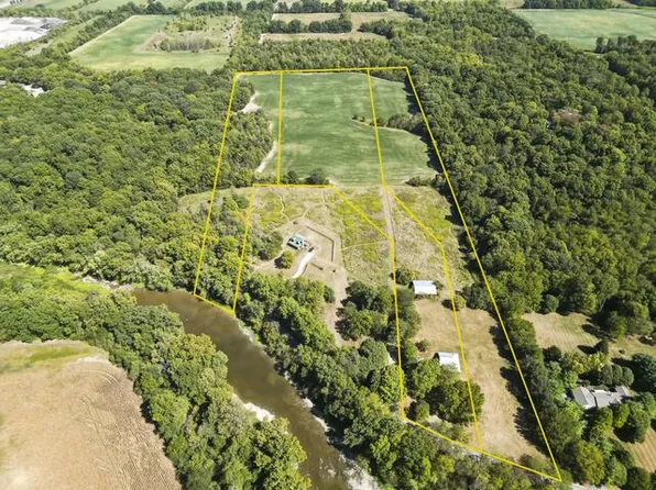 3221 Klondike Rd, Delaware, OH 43015