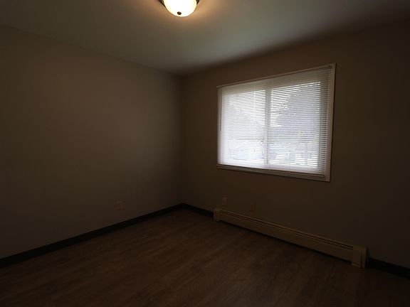 2nd image of 1303 Morris Ave #10723287