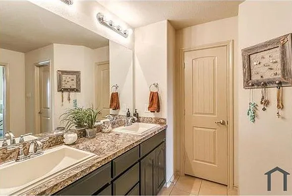 5136 Austin Ridge Dr — Photo 10