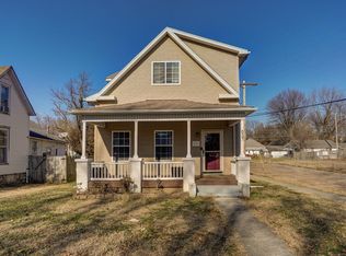 637 W Scott St, Springfield, MO 65802