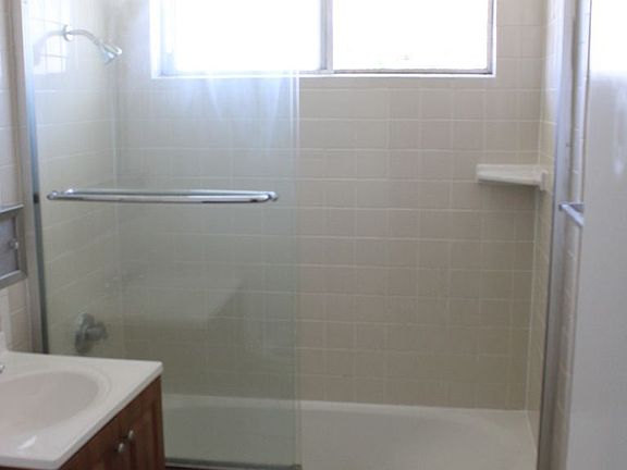 5th image of 10522 Artesia Blvd APT 29