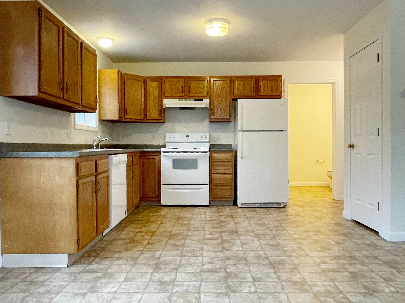 3 bed, 1.5 bath, $2,350 — Photo 1