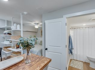 710 Jesse Jewell Pkwy #203, Gainesville, GA 30501