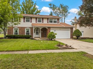 17W514 Portsmouth Dr, Darien, IL