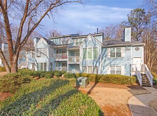 702 Glenleaf Dr, Peachtree Corners, GA 30092