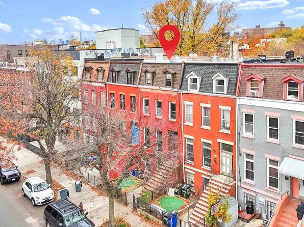 695 Quincy Street image 17 of 20