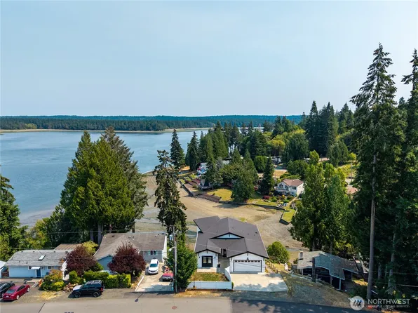 2142 Island Drive NW, Olympia, WA 98502