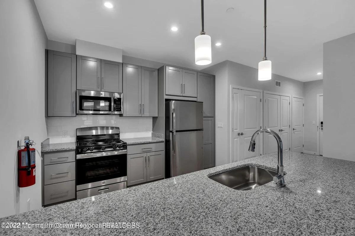 Primary Photo - 3406 Aspen Cir #201-A