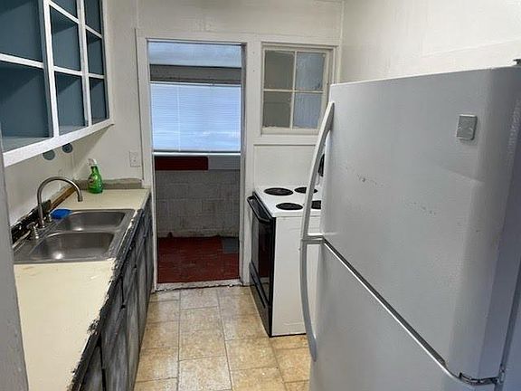 2nd image of 201 Portland St #203B
