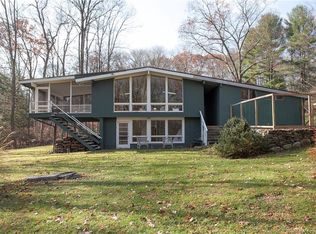 37 Stonehenge Rd, Weston, CT 06883