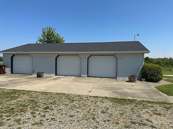 Oversized triple garage 