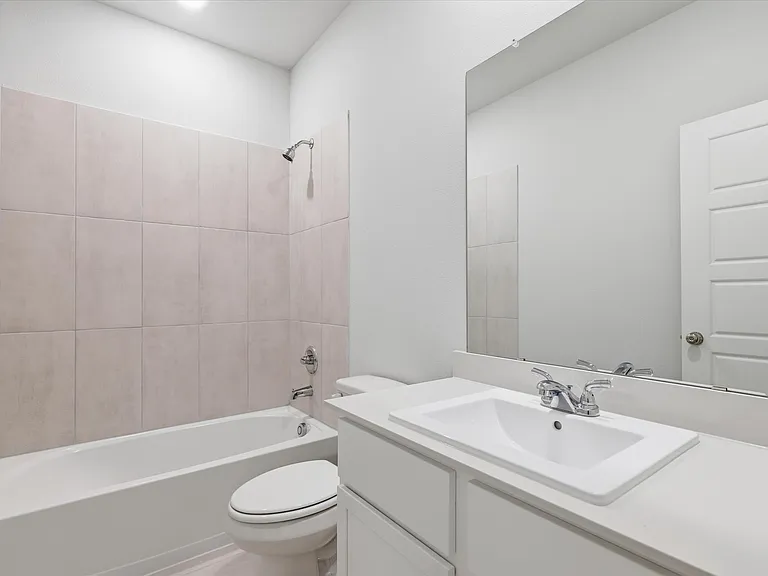 508 Green Grass Dr — Photo 23