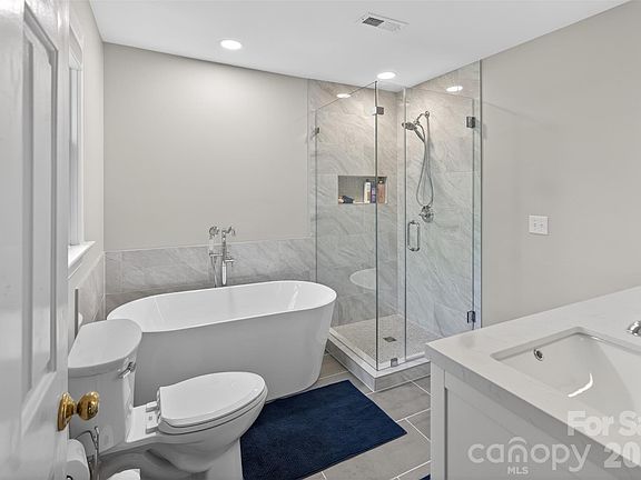 5th image of 1507 Dennbriar Dr NW