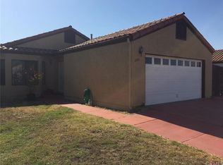 2206 N Chestnut Ln, Santa Maria, CA 93458